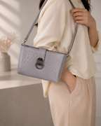 Pearl Lock Bag